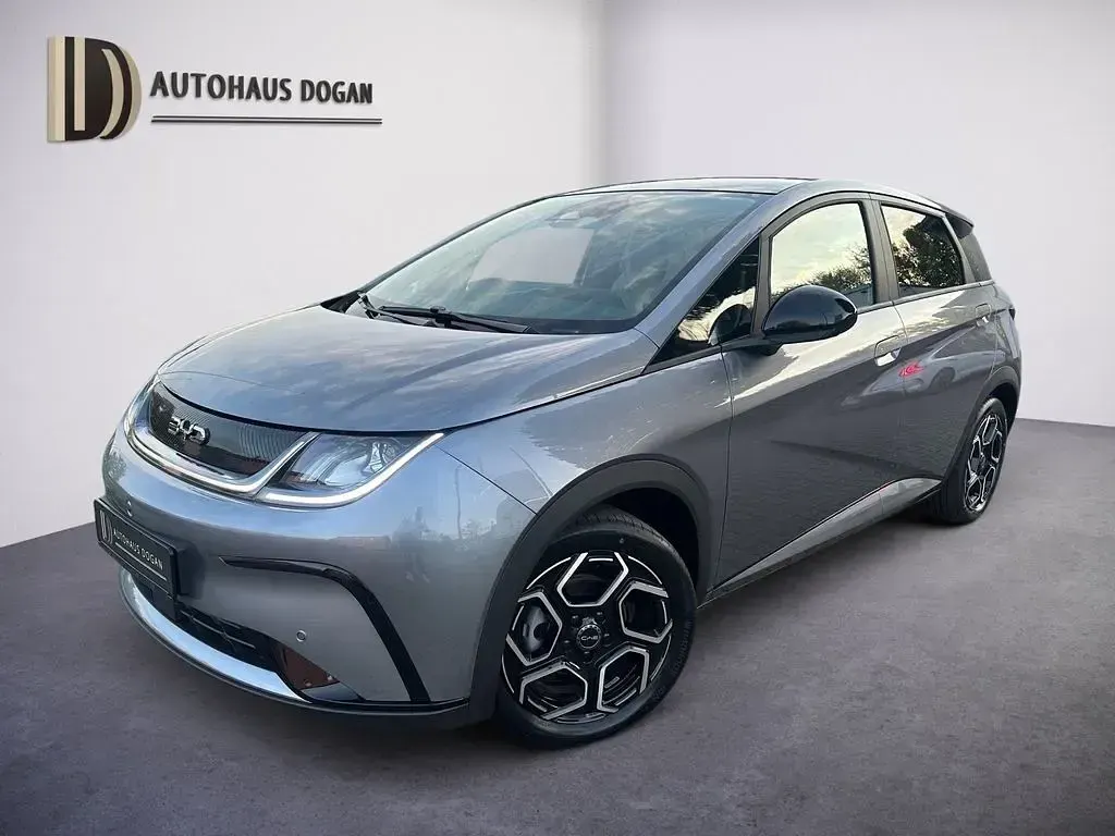 Neu BYD Dolphin Design 150 kW (204 PS) 2025 Grau Kleinwagen