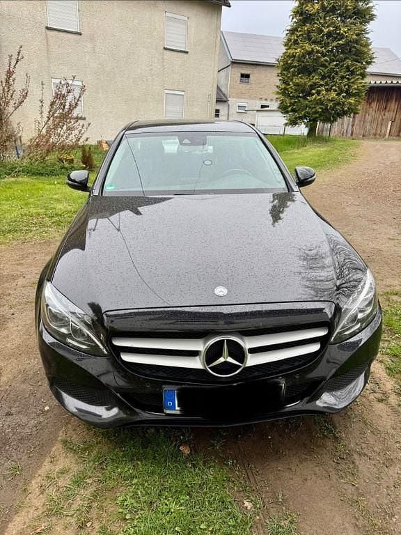 Gebraucht Mercedes C220 170 PS (125 kW) 2015 Schwarz Limousine
