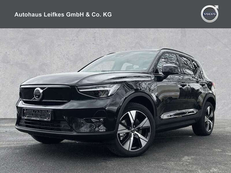 Schwarz Neu 2024 Volvo XC40 Ultimate SUV | 55.900 € (Teuer) - Bild 1/4
