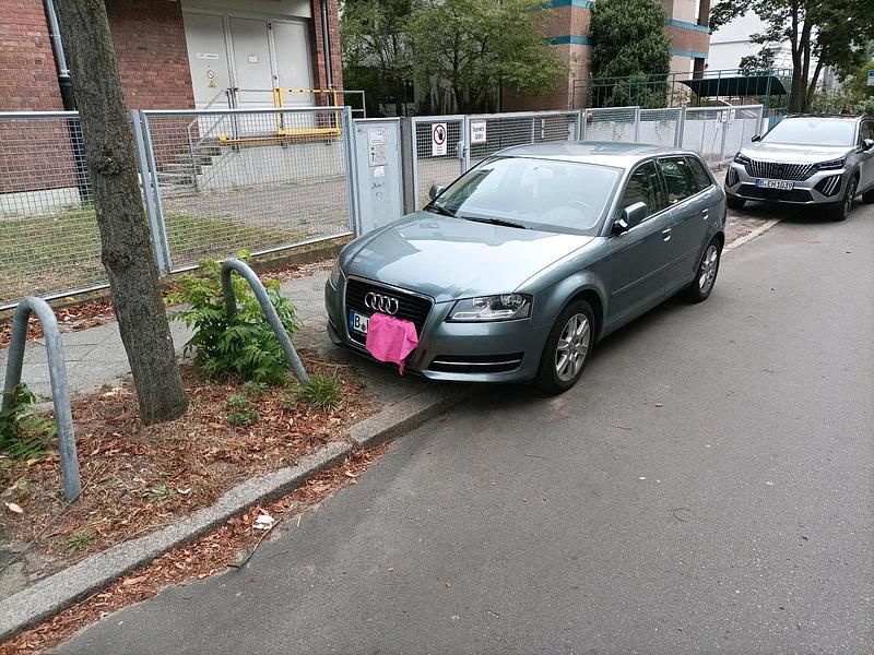 Gebraucht Audi A3 125 PS (91 kW) 2012 Grau Kleinwagen