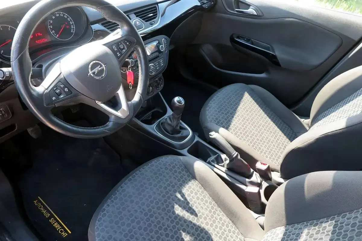 Gebraucht Opel Corsa Edition 101 PS (74 kW) 2015 Schwarz Kleinwagen
