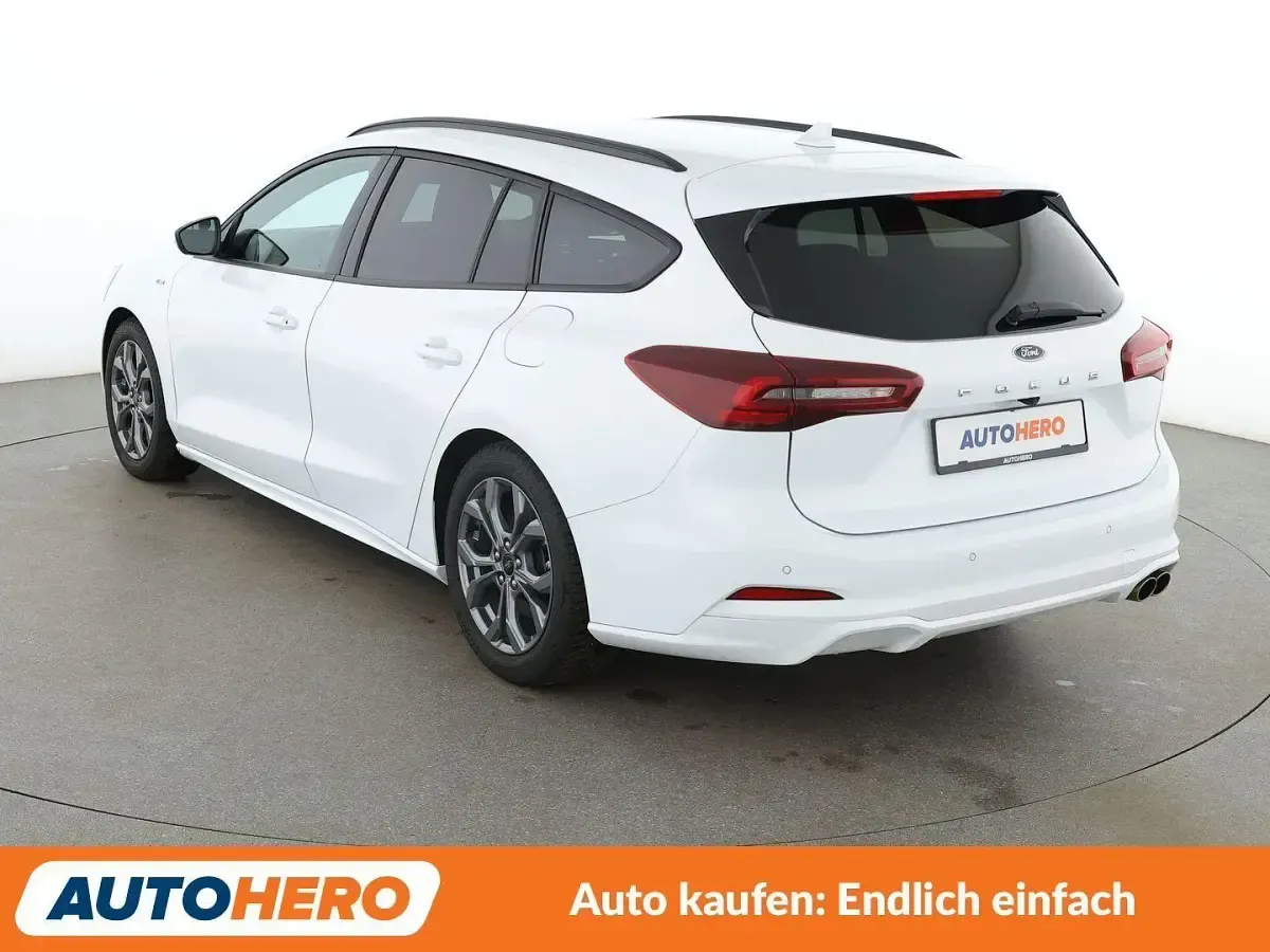 Gebraucht Ford Focus ST-Line X 155 PS (114 kW) 2024 Weiß Kombi