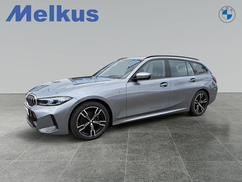 Gebraucht BMW 318 Performance 156 PS (114 kW) 2025 Grau Kombi