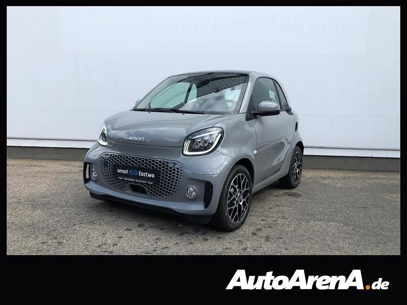 Schwarz Gebraucht 2023 Smart ForTwo Electric Drive Prime Exclusive Coupé | 19.979 € (Etwas zu teuer) - Bild 1/4