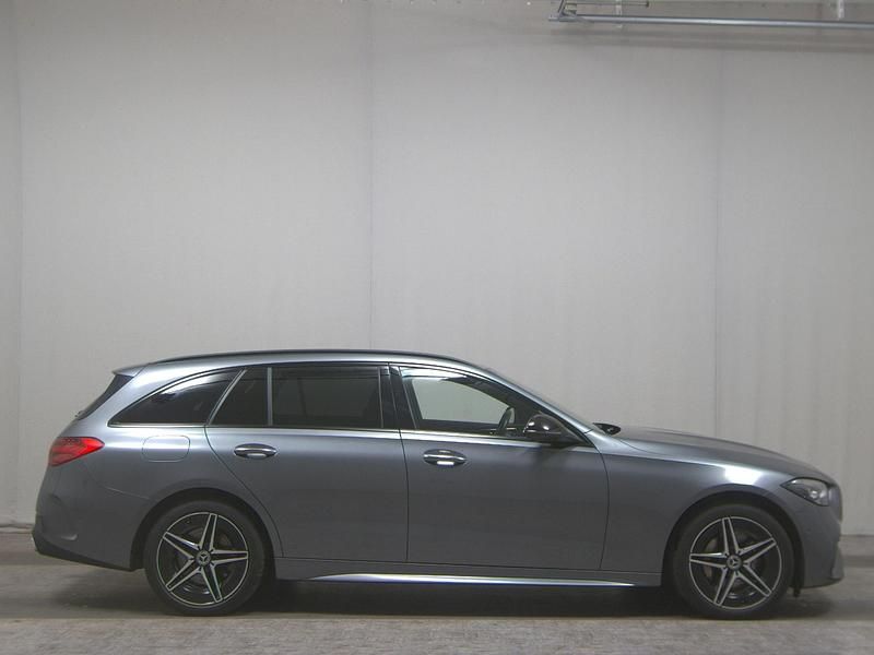 Grau Gebraucht 2023 Mercedes C300e AMG line Limousine | 33.980 € (Superpreis) - Bild 1/4