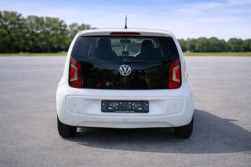 Second-hand VW up! 75 CP (55 kW) 2012 Alb Hatchback