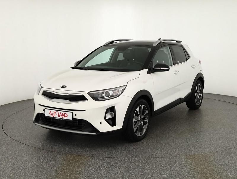 Weiß Gebraucht 2019 Kia Stonic Spirit SUV | 17.990 € (Etwas zu teuer) - Bild 1/4