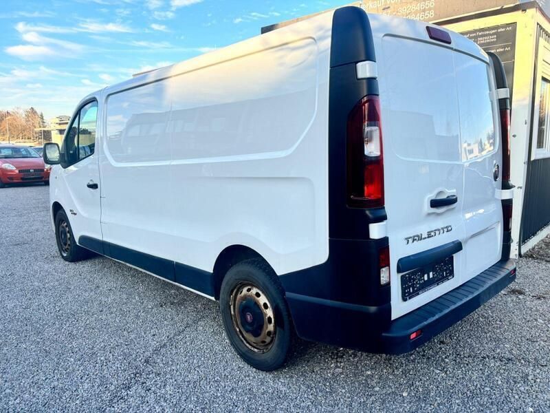 Gebraucht Fiat Talento Basis 120 PS (88 kW) 2018 Weiß Van / Kleinbus
