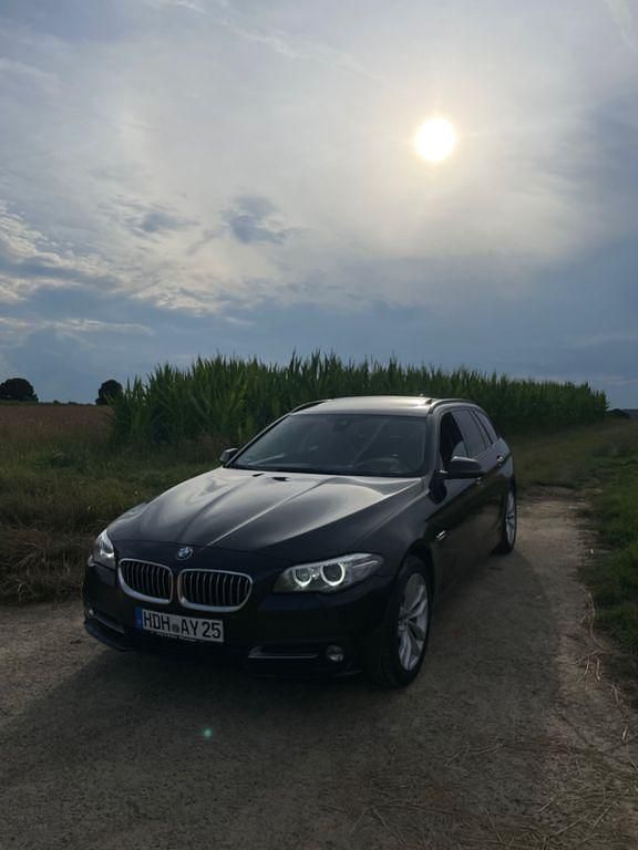 Schwarz Gebraucht 2015 BMW 525 Sport Line Kombi | 14.000 € (Etwas zu teuer) - Bild 1/4