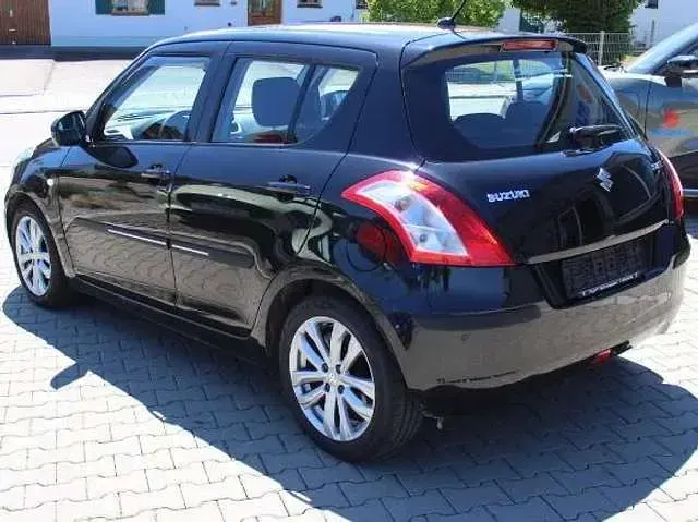 Gebraucht Suzuki Swift Comfort 94 PS (69 kW) 2010 Schwarz Kleinwagen