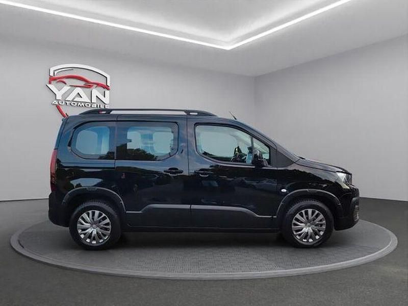 Gebraucht Peugeot Rifter Allure 110 PS (80 kW) 2023 Schwarz Van / Kleinbus