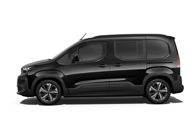 Neu Peugeot Rifter GT 131 PS (96 kW) 2025 Perla nera schwarz metallic Van / Kleinbus