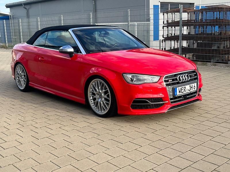 Gebraucht Audi S3 Cabriolet Ambiente 300 PS (220 kW) 2014 Rot Cabrio