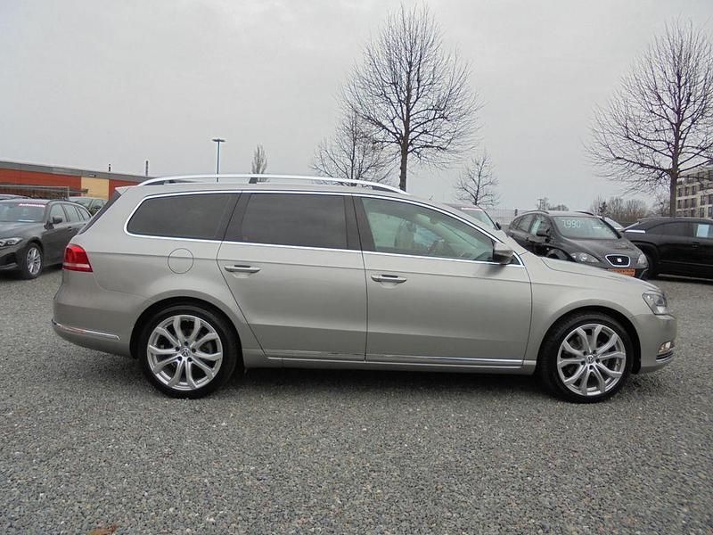 Gebraucht VW Passat Highline 140 PS (102 kW) 2014 Silber Kombi