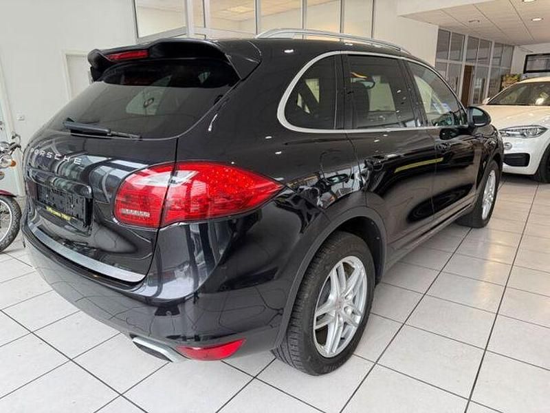Gebraucht Porsche Cayenne 239 PS (175 kW) 2011 Schwarz SUV