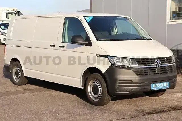 Gebraucht VW T6.1 83 kW (113 PS) 2022 Candyweiß Van