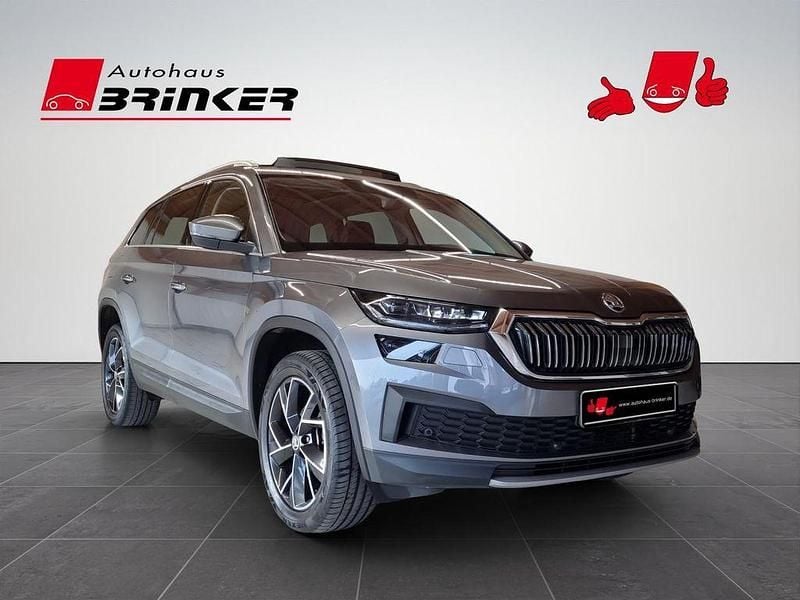 Graphitegrau metallic Gebraucht 2022 Skoda Kodiaq Style SUV | 26.630 € (Guter Preis) - Bild 1/4