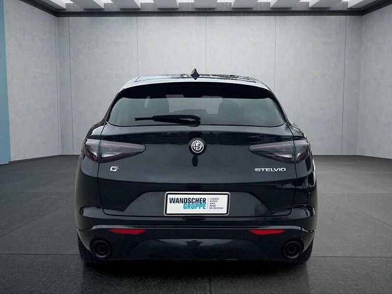 Gebraucht Alfa Romeo Stelvio 280 PS (205 kW) 2025 Schwarz SUV