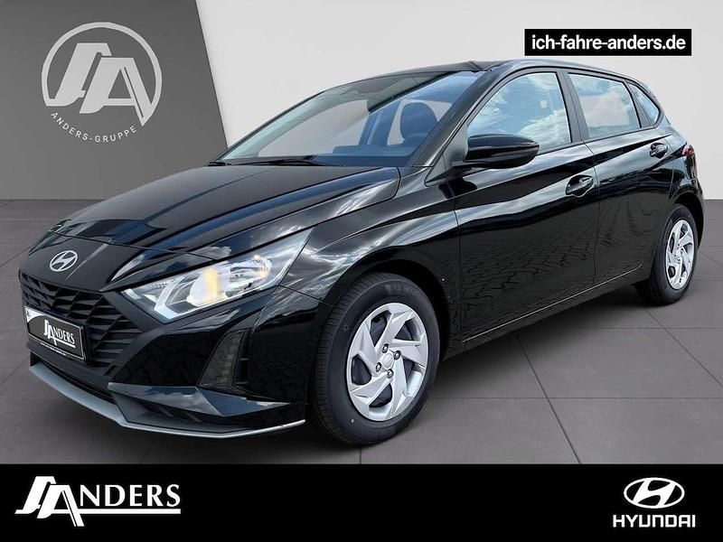 Phantom black Neu 2025 Hyundai i20 Select Kleinwagen | 19.290 € (Fairer Preis) - Bild 1/2