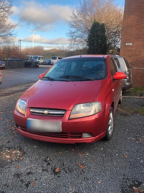 Gebraucht Chevrolet Kalos 72 PS (52 kW) 2009 Rot Kleinwagen