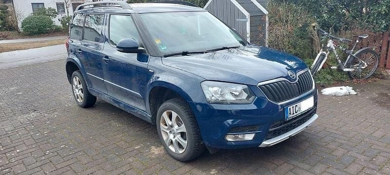 Gebraucht Skoda Yeti Joy 125 PS (91 kW) 2016 Blau SUV
