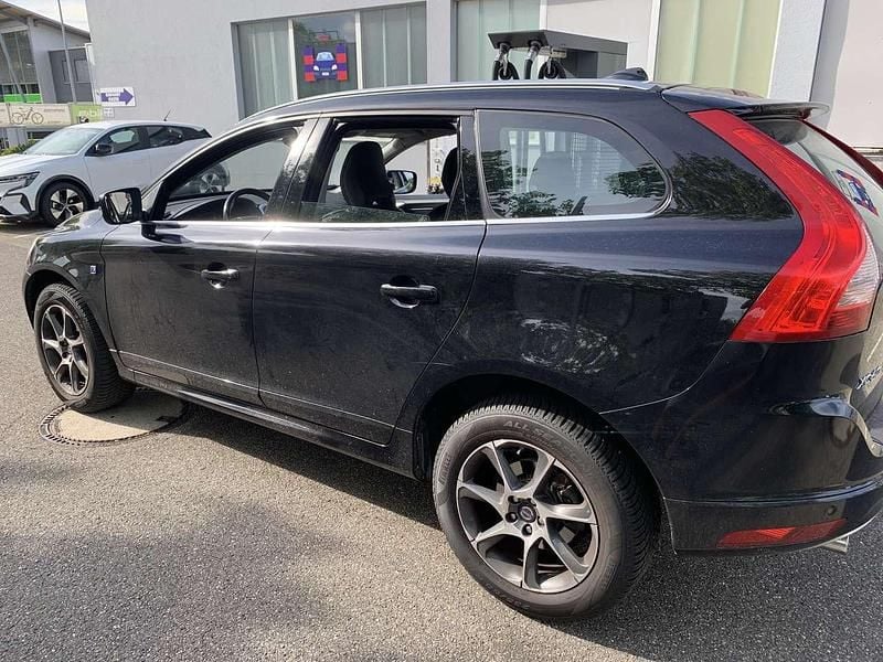 Gebraucht 2014 Volvo XC60 Ocean Race SUV | 13.900 € (Fairer Preis) - Bild 1/3