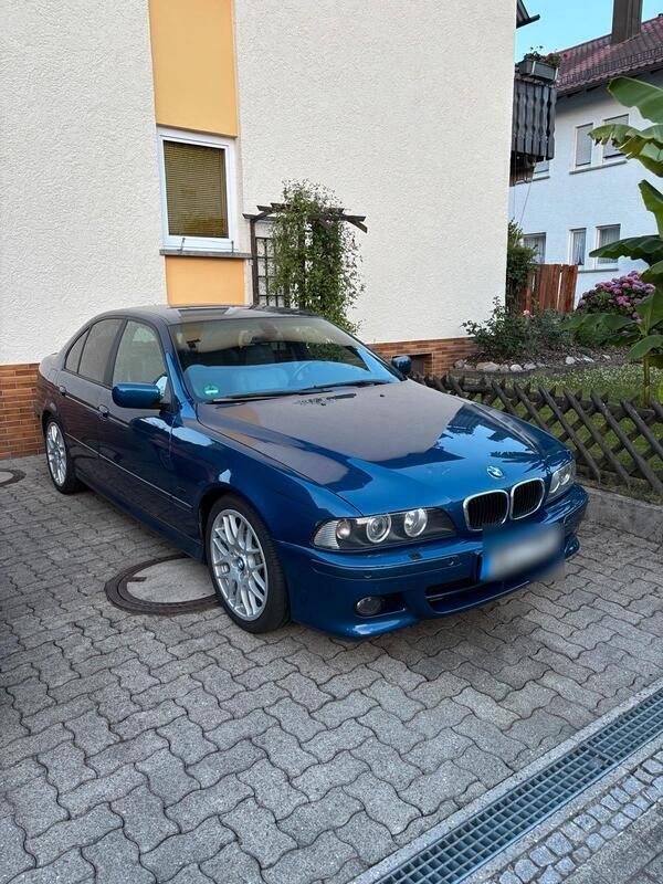 Blau Gebraucht 2002 BMW 530 Limousine | 6.500 € (Fairer Preis) - Bild 1/4