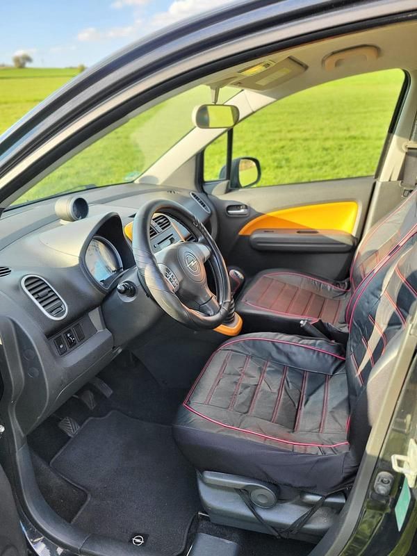 Gebraucht Opel Agila 86 PS (63 kW) 2008 Schwarz Kleinwagen