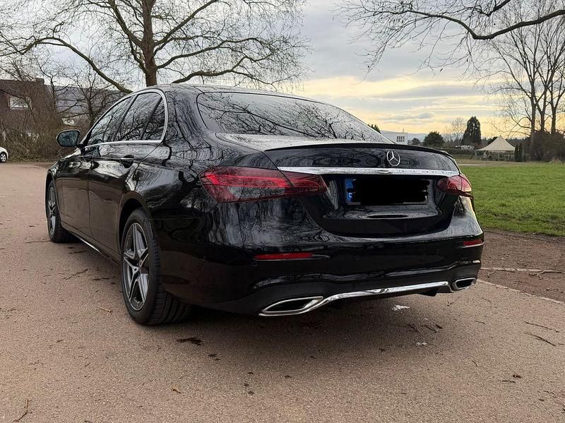Gebraucht Mercedes E400 340 PS (250 kW) 2021 Schwarz Limousine