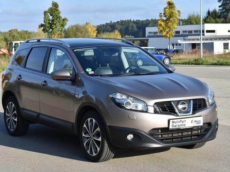Braun Gebraucht 2012 Nissan Qashqai +2 Tekna SUV | 9.990 € (Etwas zu teuer) - Bild 1/4