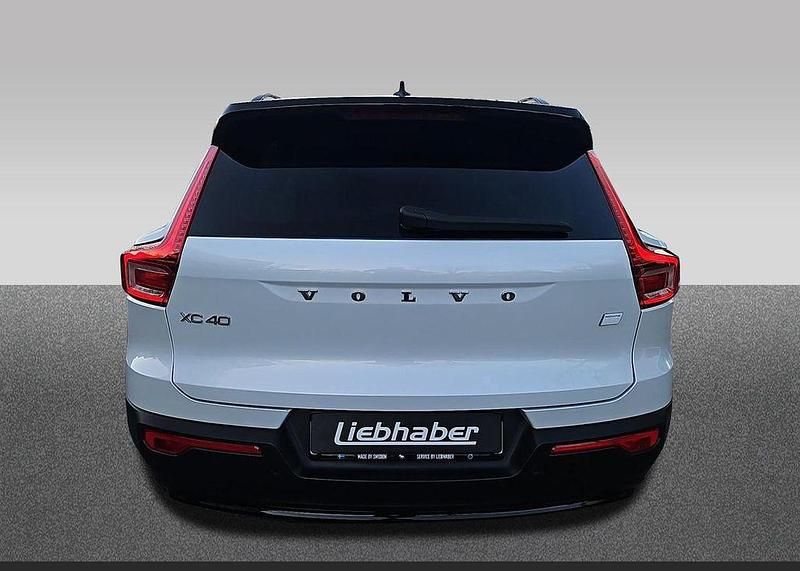 Gebraucht Volvo XC40 Plus 169 kW (231 PS) 2023 Weiß SUV
