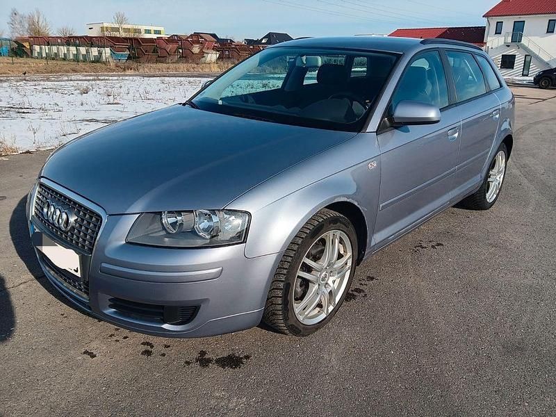 Gebraucht Audi A3 Attraction 140 PS (102 kW) 2007 Grau Kleinwagen