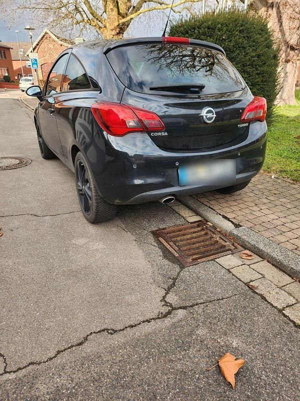 Gebraucht Opel Corsa Color Edition 101 PS (74 kW) 2015 Schwarz Kleinwagen