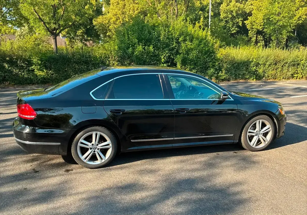 Gebraucht VW Passat 150 PS (110 kW) 2015 Schwarz Limousine