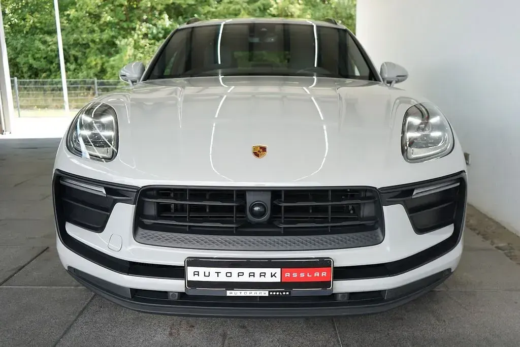 Gebraucht Porsche Macan 265 PS (194 kW) 2023 Kreide SUV