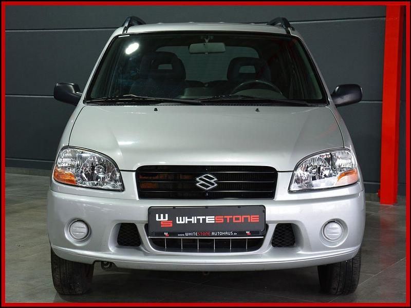 Second-hand Suzuki Ignis 83 CP (61 kW) 2000 Argintiu Hatchback