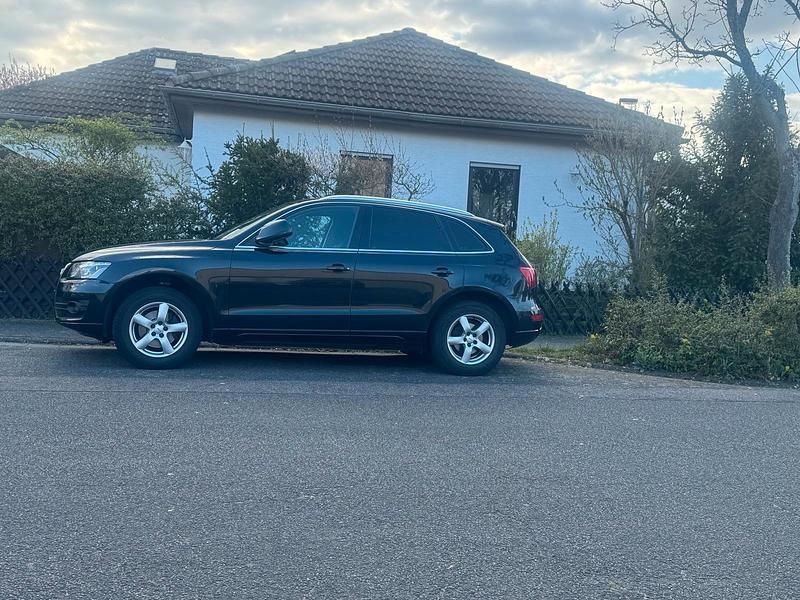 Schwarz Gebraucht 2011 Audi Q5 SUV | 12.550 € (Fairer Preis) - Bild 1/4