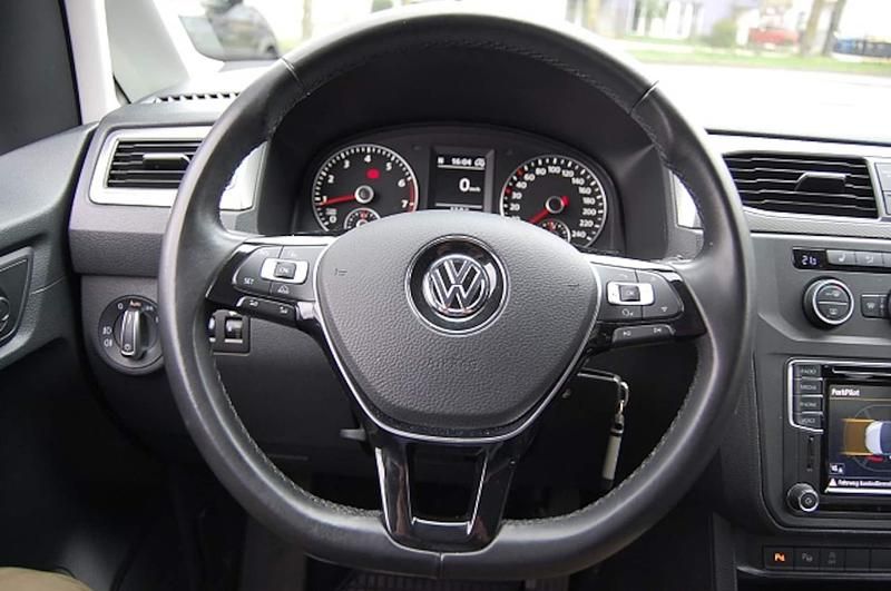 Gebraucht VW Caddy Comfortline 131 PS (96 kW) 2020 Schwarz Van / Kleinbus