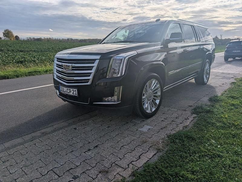 Schwarz Gebraucht 2016 Cadillac Escalade SUV | 49.300 € (Fairer Preis) - Bild 1/4