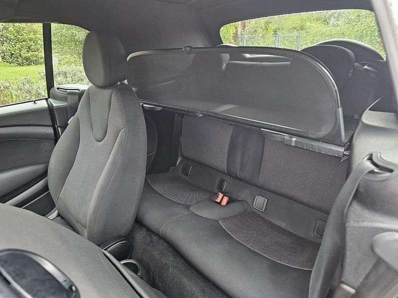 Gebraucht Mini Cooper 122 PS (89 kW) 2016 Schwarz Kleinwagen