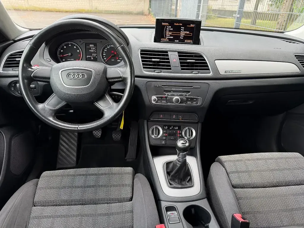 Gebraucht Audi Q3 Sport 170 PS (125 kW) 2013 Phantomschwarz SUV