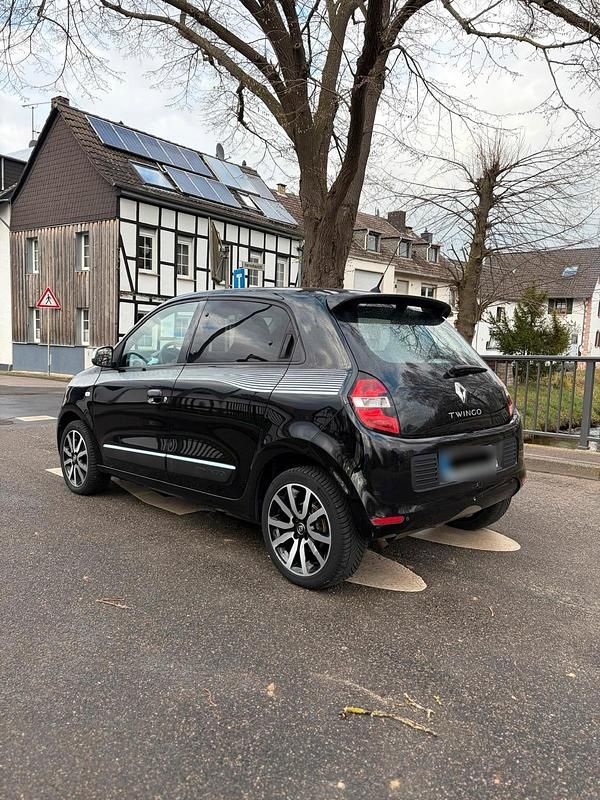 Usado Renault Twingo 71 HP (52 kW) 2019 Preto Citadino