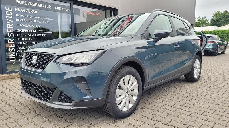 Neu Seat Arona Style 95 PS (69 kW) 2025 Fjordblau SUV