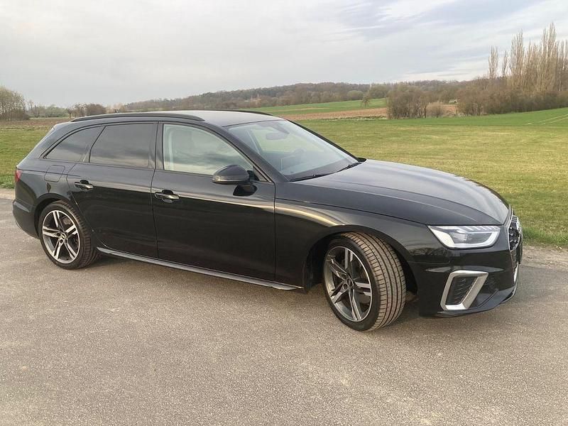 Gebraucht Audi A4 S-Line 163 PS (119 kW) 2021 Schwarz Kombi