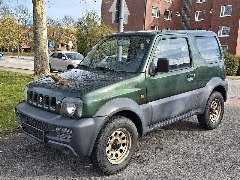 Second-hand Suzuki Jimny Style 86 CP (63 kW) 2012 Verde SUV