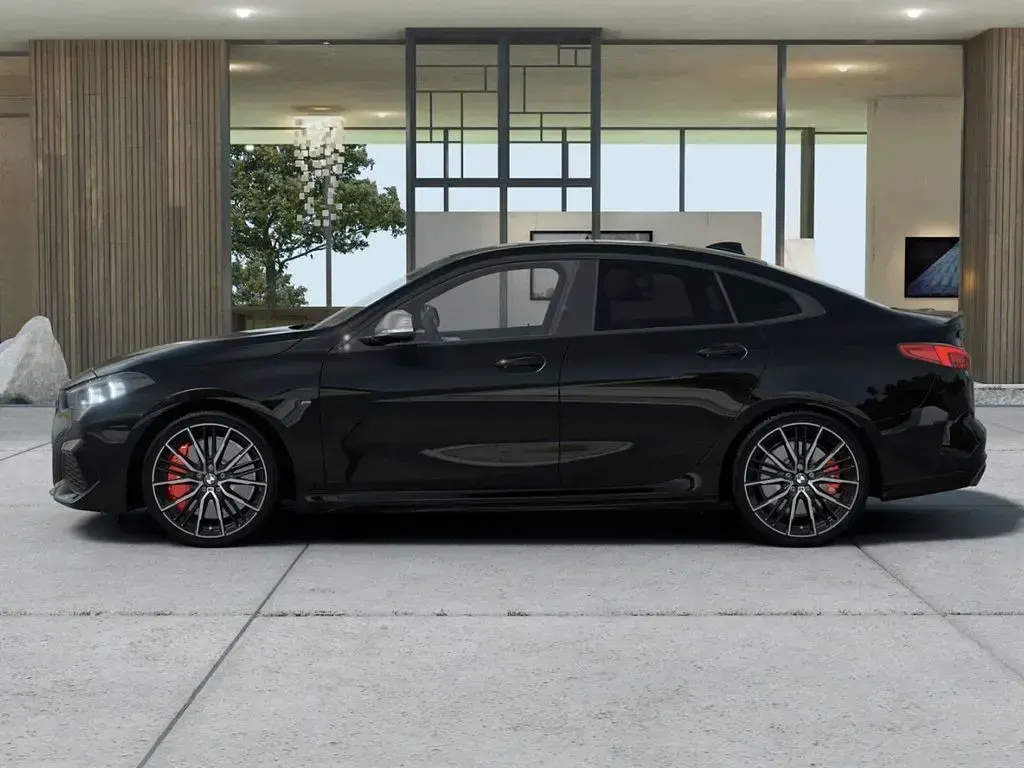 Gebraucht BMW M235 Performance 306 PS (225 kW) 2025 Schwarz Limousine