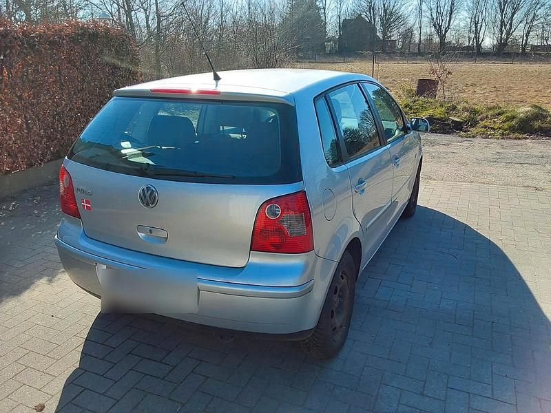 Gebraucht VW Polo Cricket 50 PS (36 kW) 2004 Silber Kleinwagen
