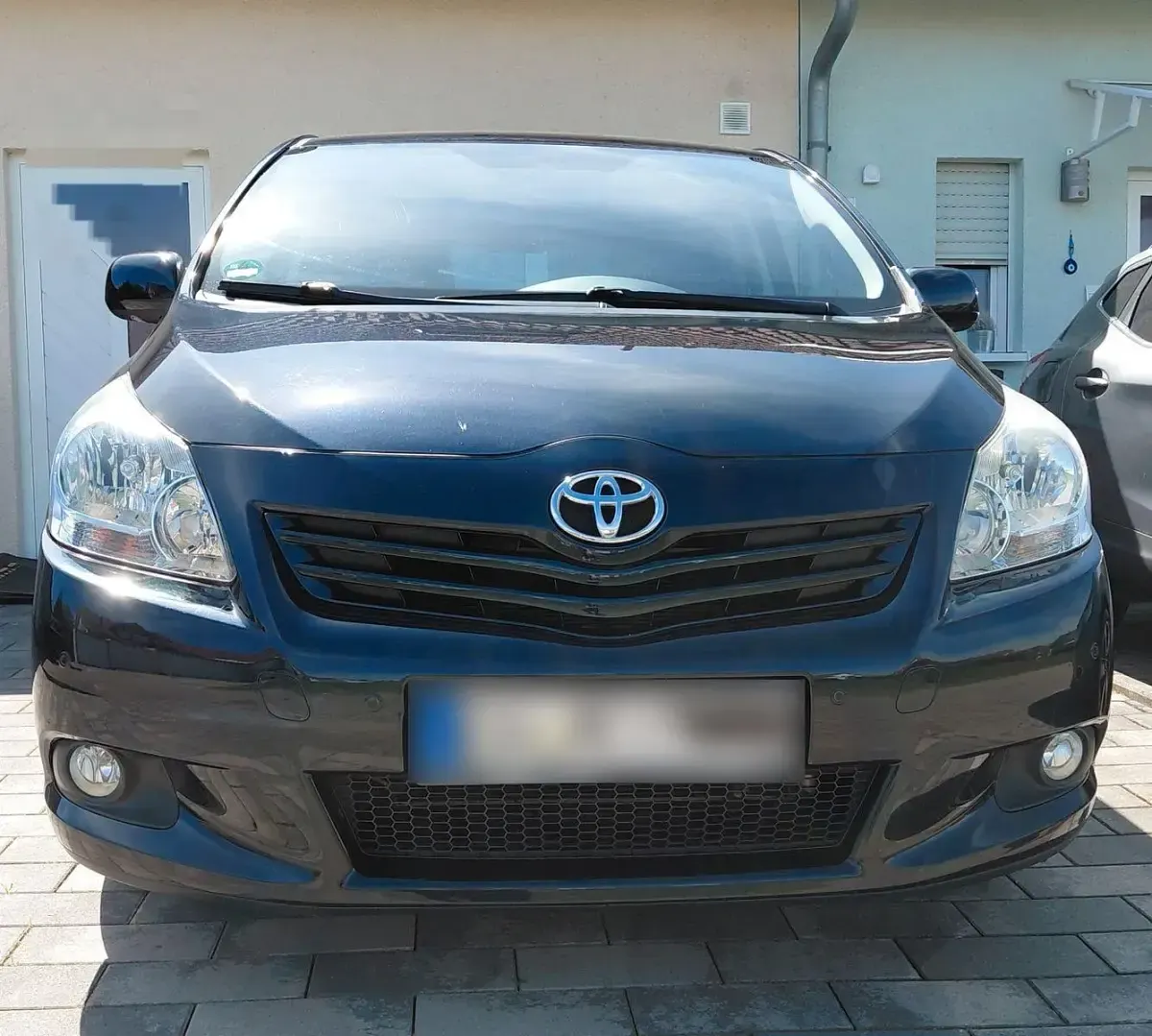 Gebraucht Toyota Verso 147 PS (108 kW) 2012 Blau Van / Kleinbus