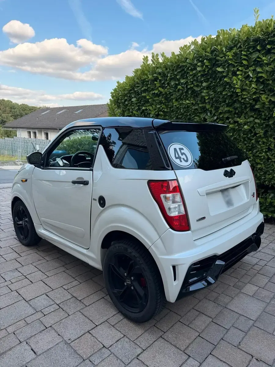 Gebraucht Ligier JS50 2024 Weiß Kleinwagen