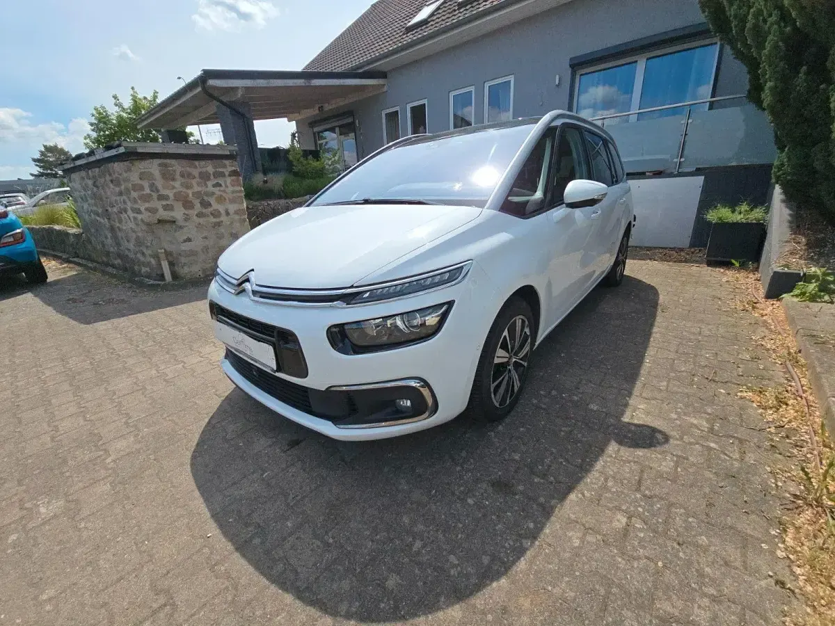 Gebraucht Citroën Grand C4 Picasso Shine 120 PS (88 kW) 2018 Weiß Van / Kleinbus